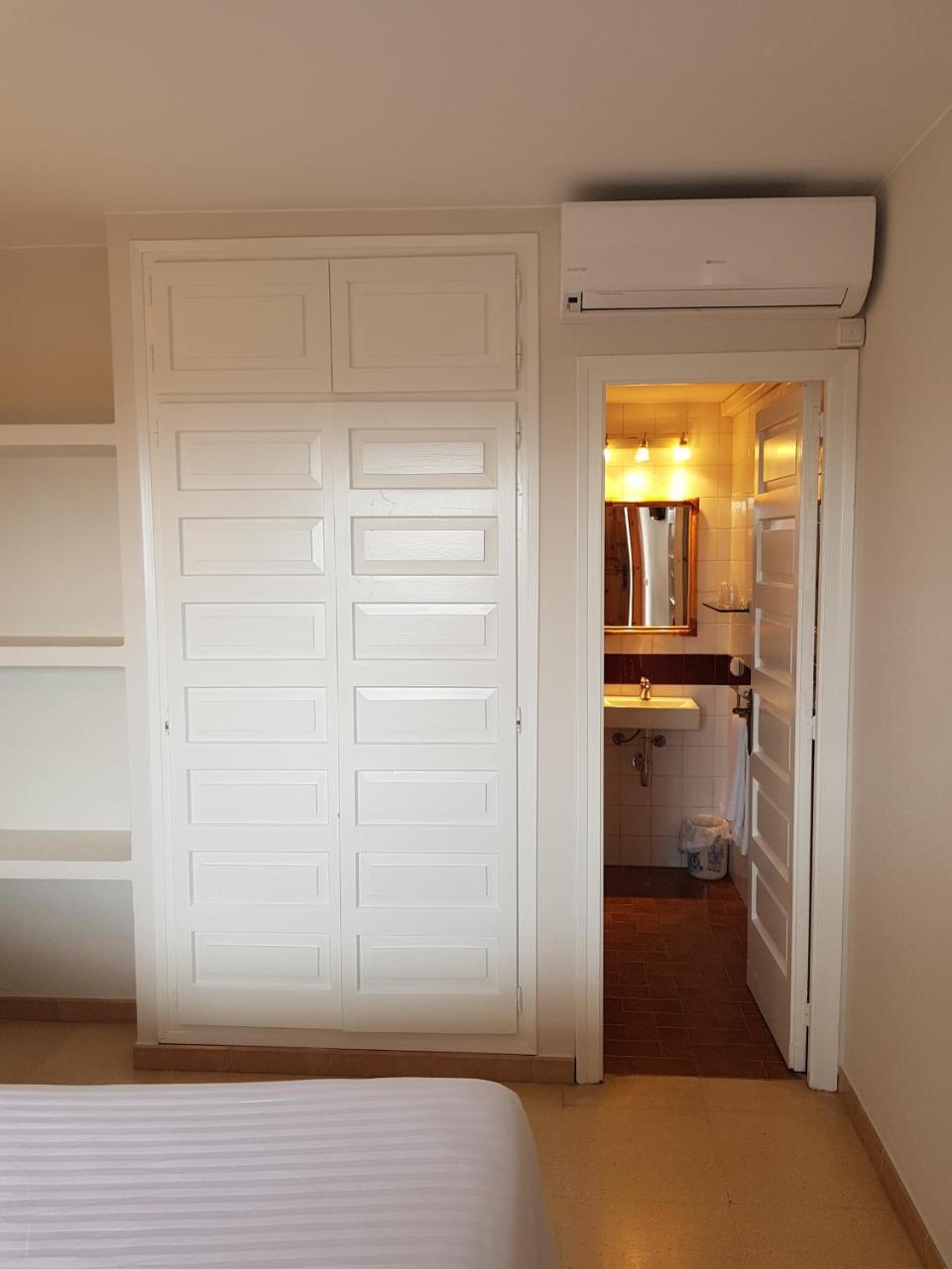 Hostal Ondina Begur Extérieur photo